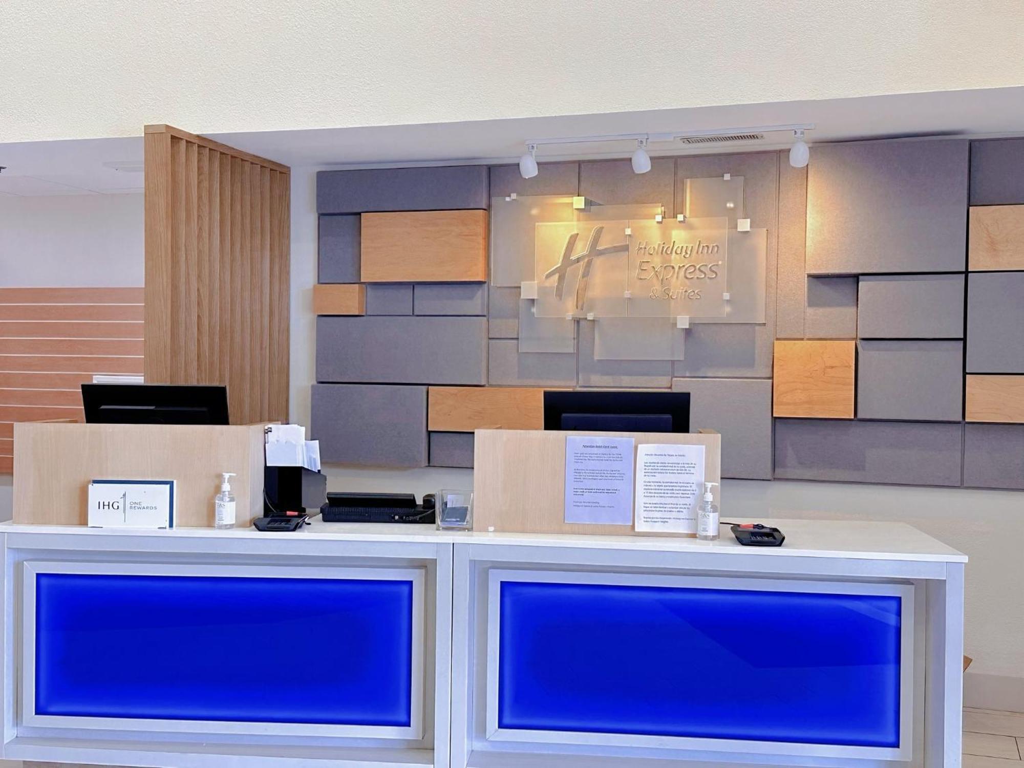 Holiday Inn Express & Suites - Prospect Heights By Ihg Экстерьер фото